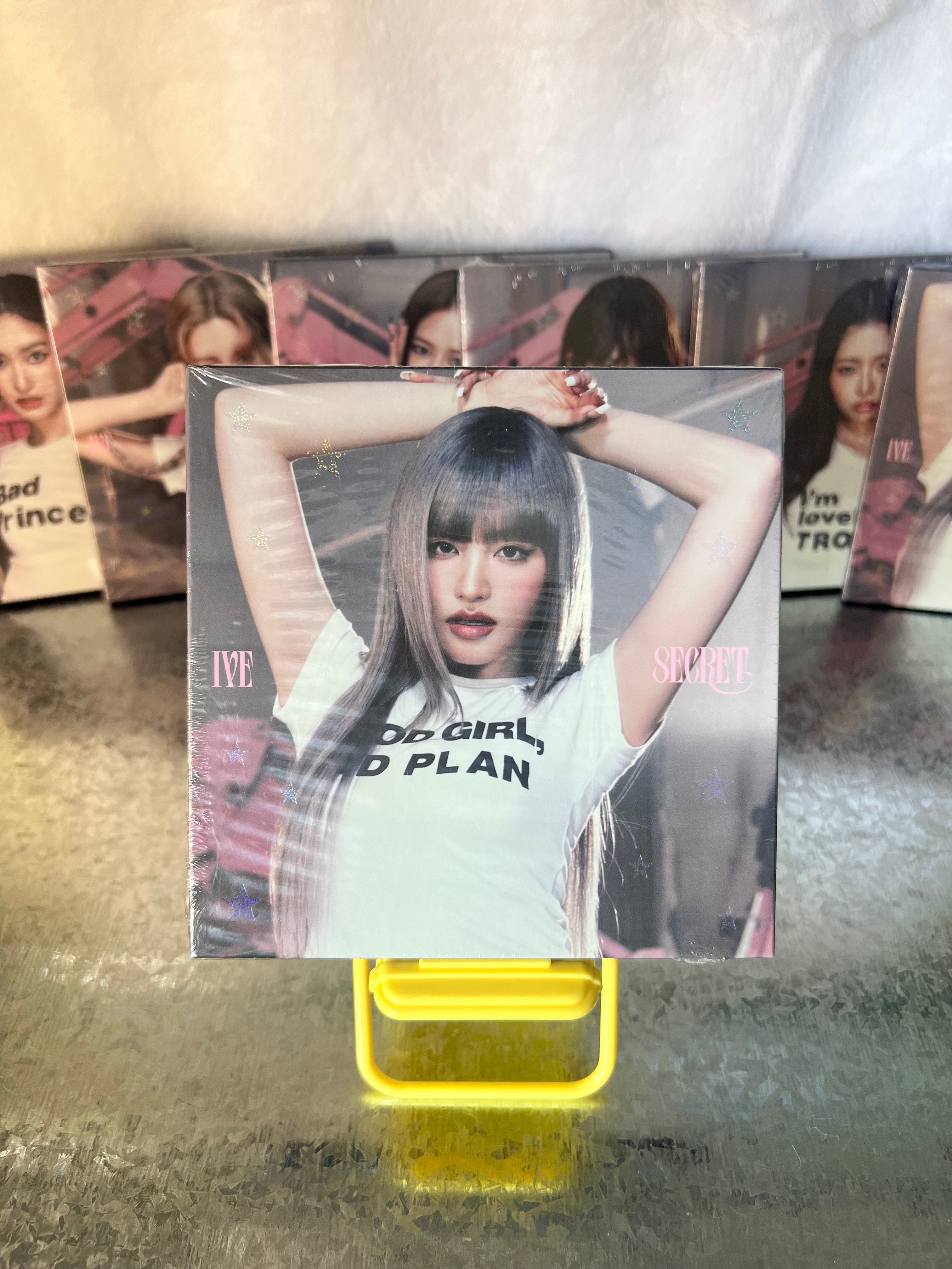 IVE 第四張EP IVE SECRET(LIZ)